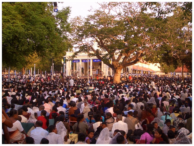 400000 Christians, Sri Lanka.JPG